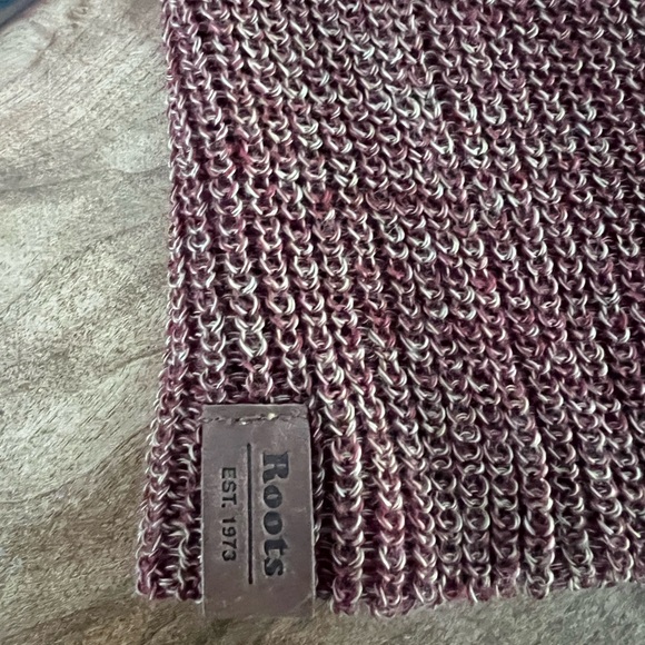 Roots Soft Cuff Toque - Picture 2 of 4